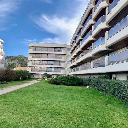 Apartment Aquitania-4 By Interhome